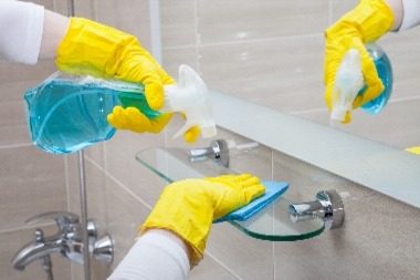 Local Yarrow Point house cleaning services in WA near 98004